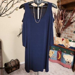 NWT Espresso blue cold shoulder dress with necklace sz large
